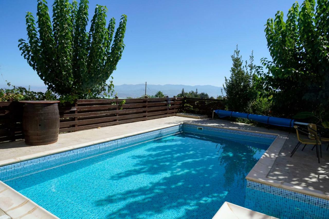 Villa Nikolina Dhrousha Exterior foto